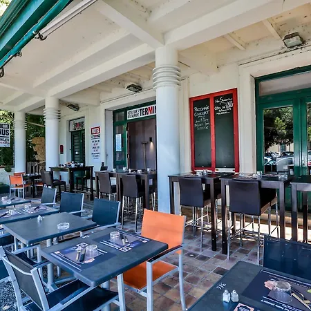 Le Terminus 2* Villeneuve-sur-Lot