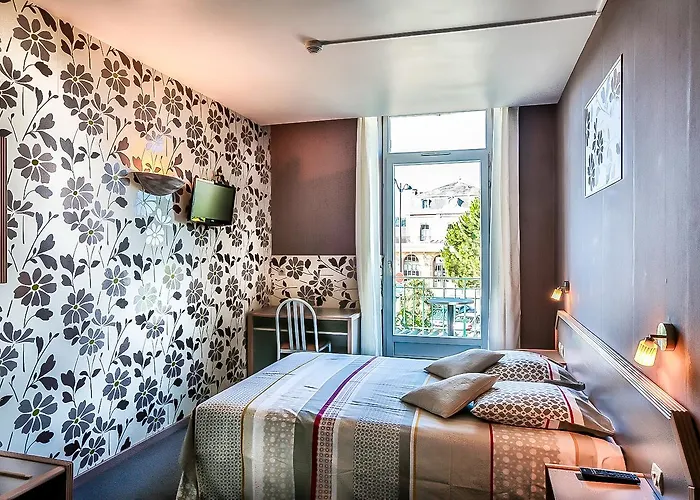 Le Terminus 2* فينوف سور لو